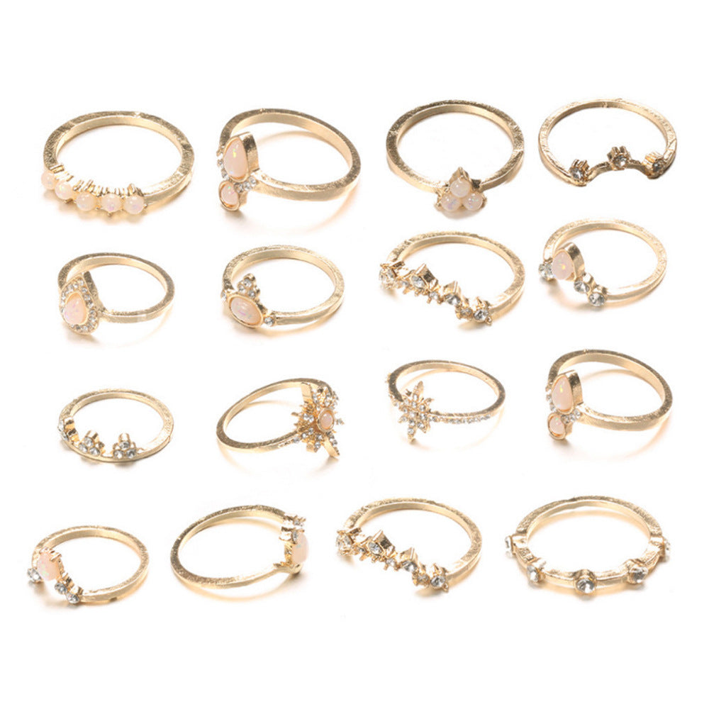 👑 16-teiliges Ring-Set mit Krone & Tropfen Design