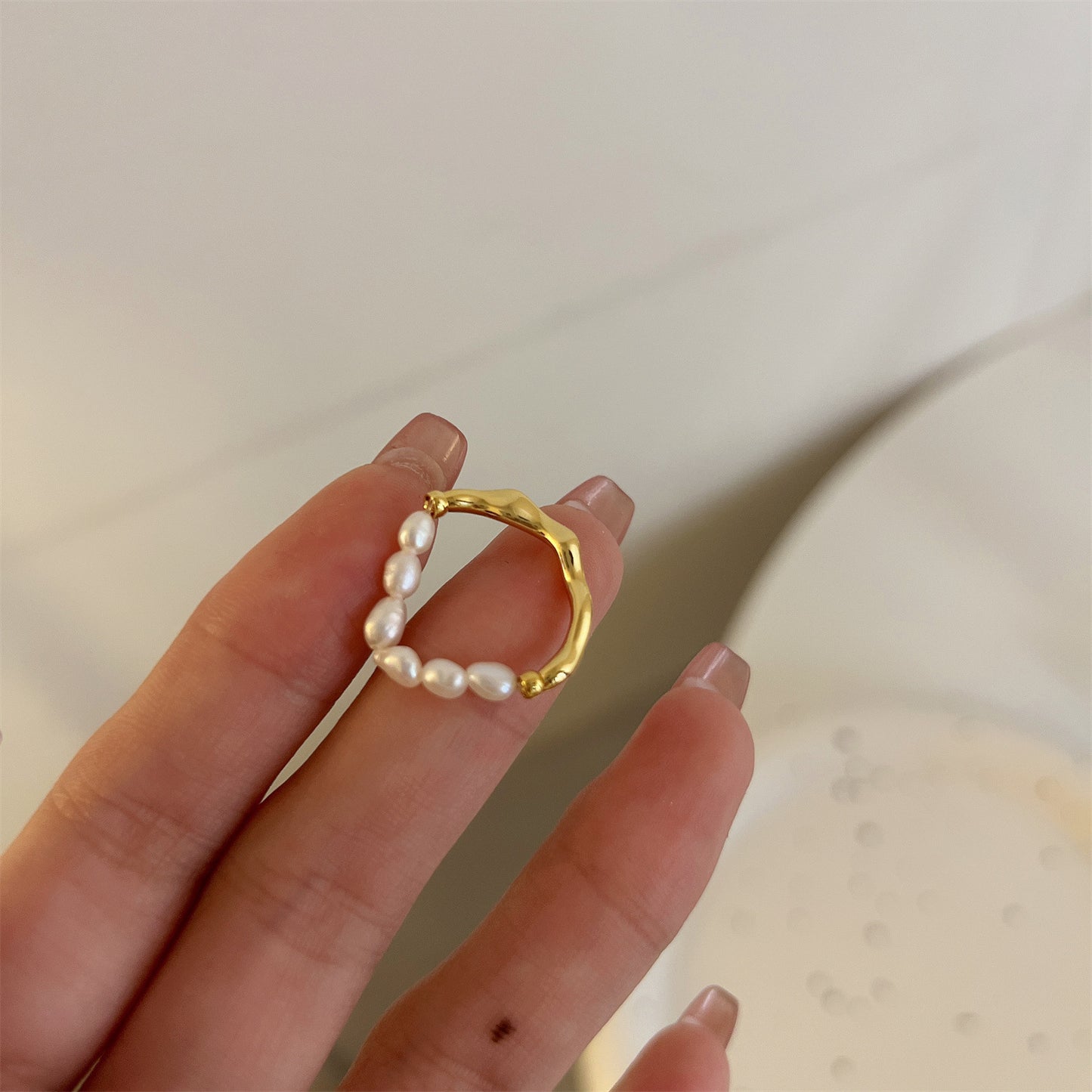 🌸 Verstellbarer Perlenring mit elastischer Schnur
