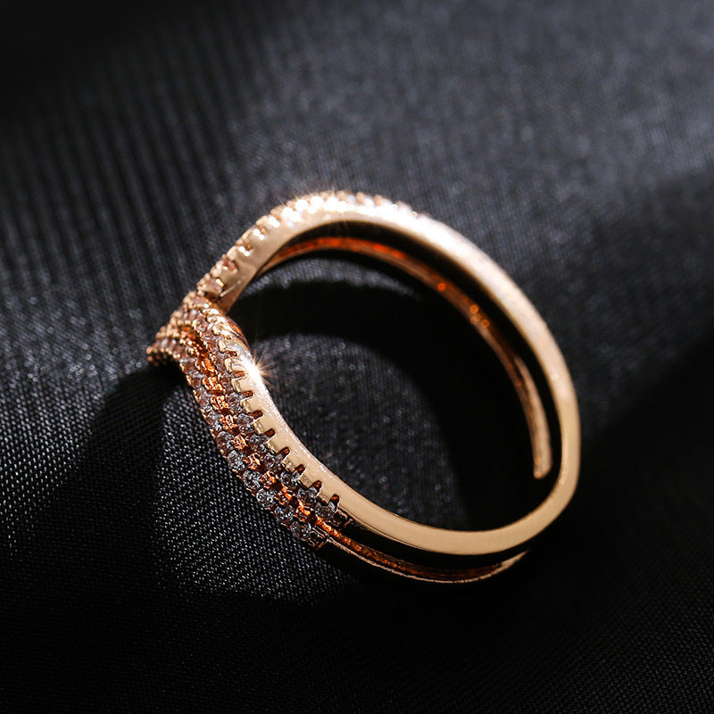 Irregular Geometrischer Roségold Ring