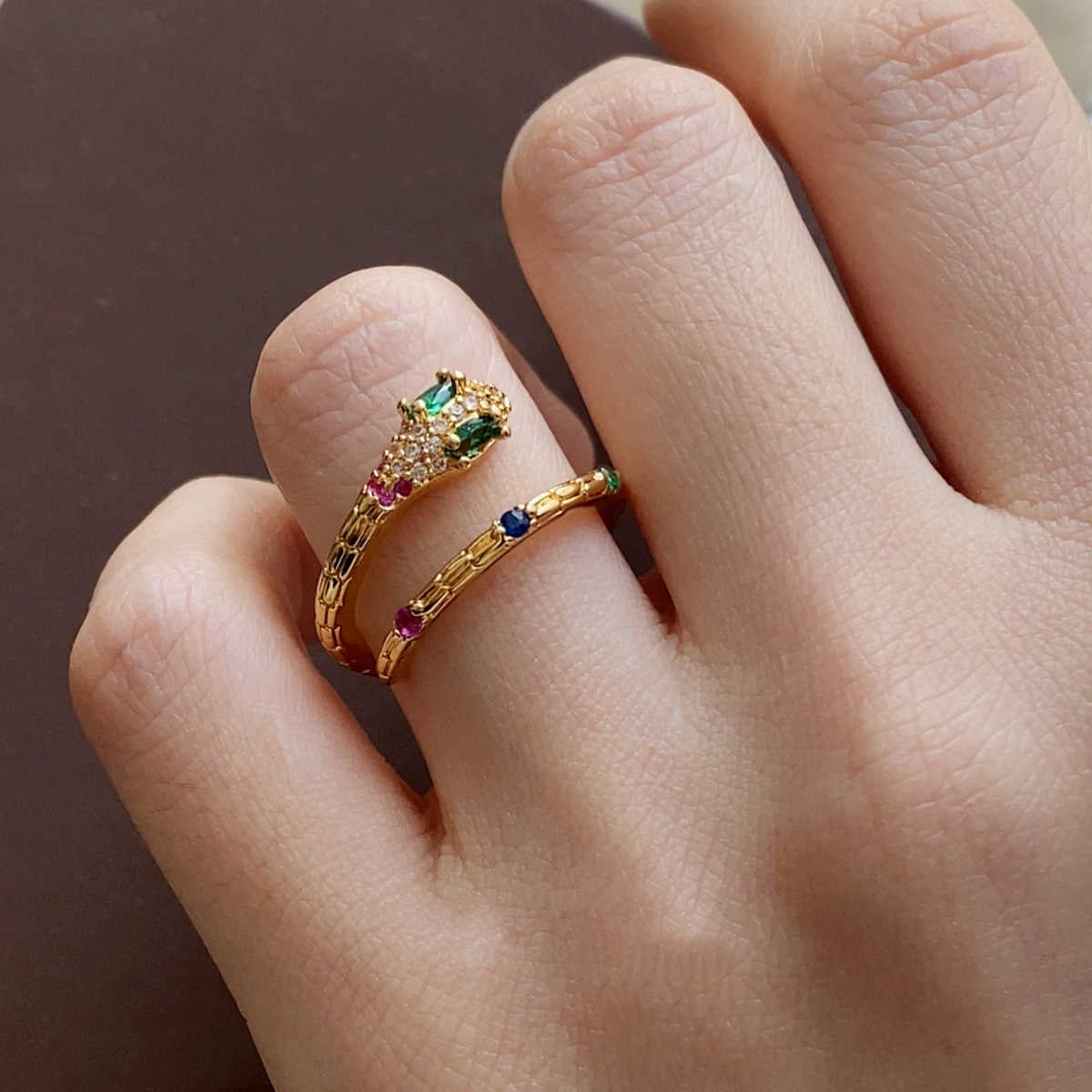 SERPENT COLOR - Schlangenring mit Farbsteinen